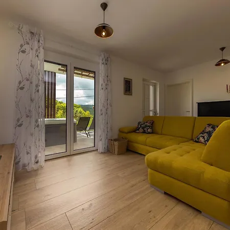 Apartment Brkinka Vremski Britof